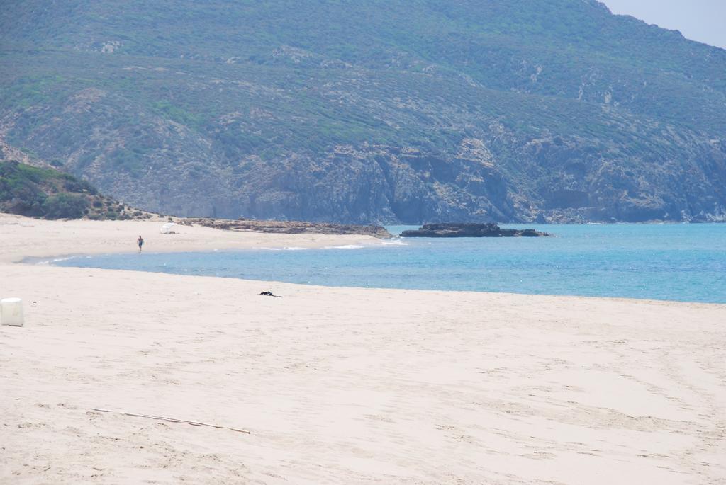 アルブス Agriturismo Rocca Su Moruヴィラ エクステリア 写真